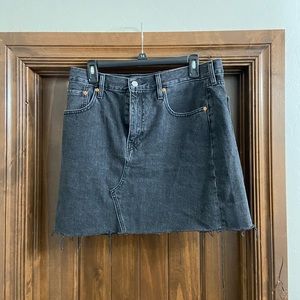 Women’s Levi jean skirt